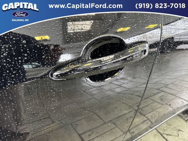 Used 2025 Nissan Altima 2.5 SR AWD/4WD image 14