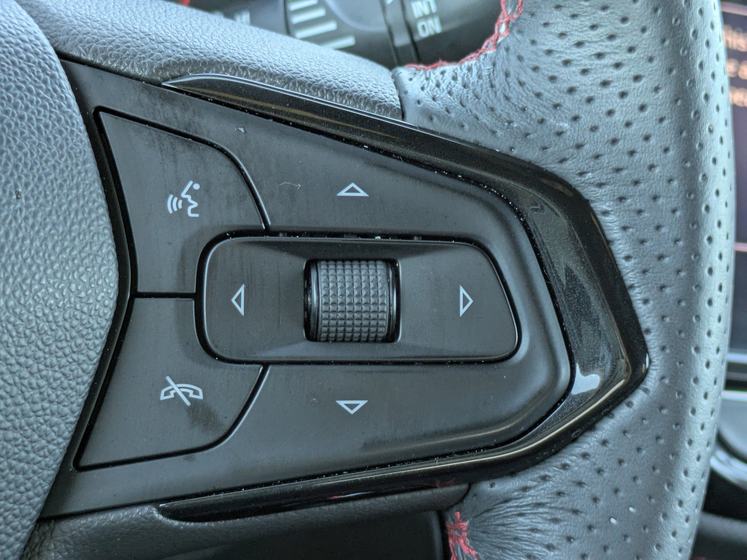 Used 2021 Chevrolet TrailBlazer RS w/ Convenience Package image 31