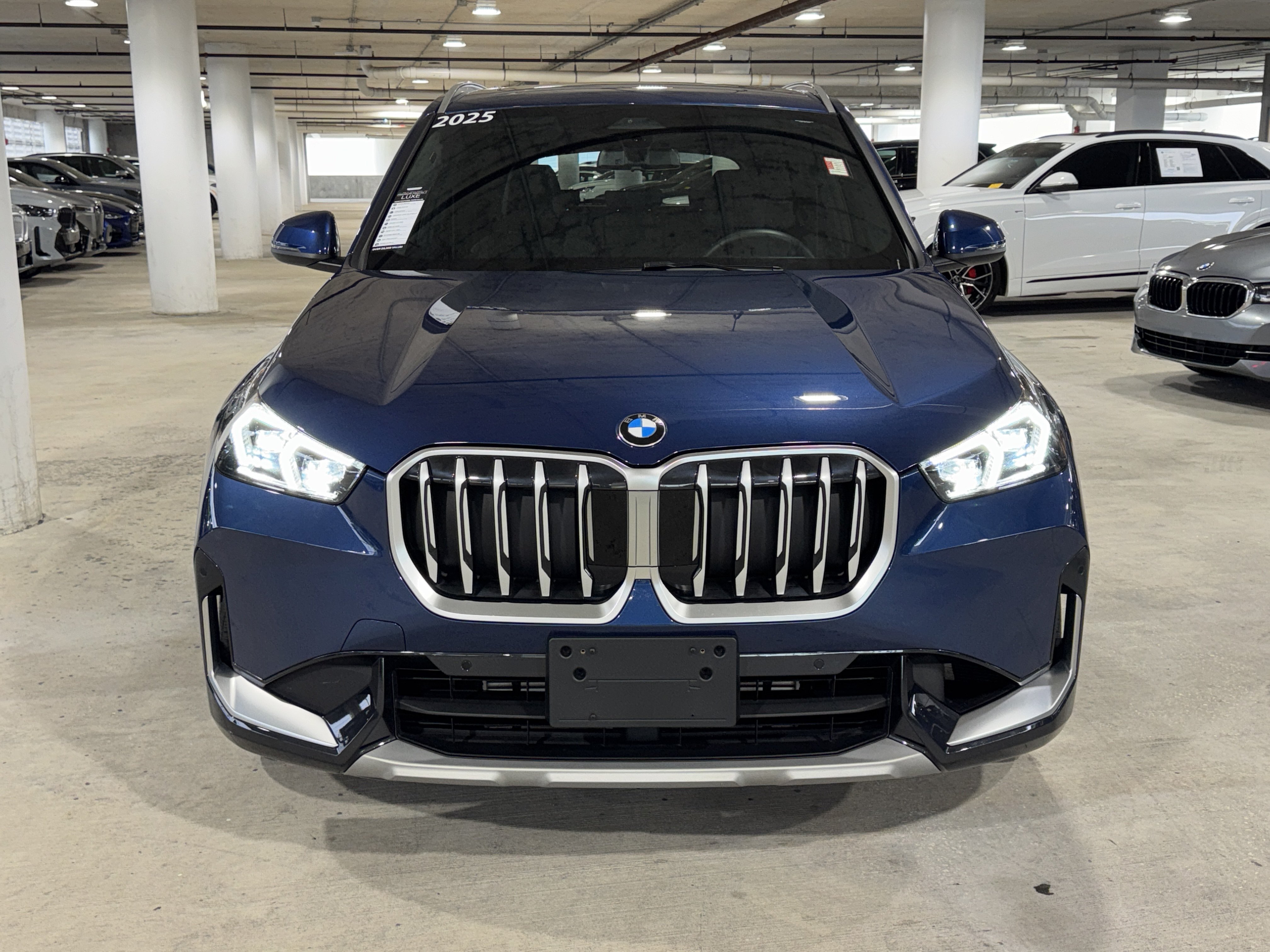 Used 2025 BMW X1 xDrive28i w/ Convenience Package AWD/4WD image 3