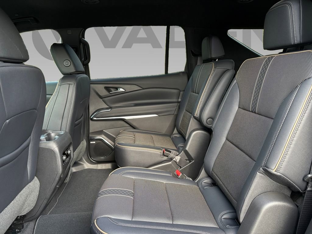 New 2026 Chevrolet Traverse High Country image 5