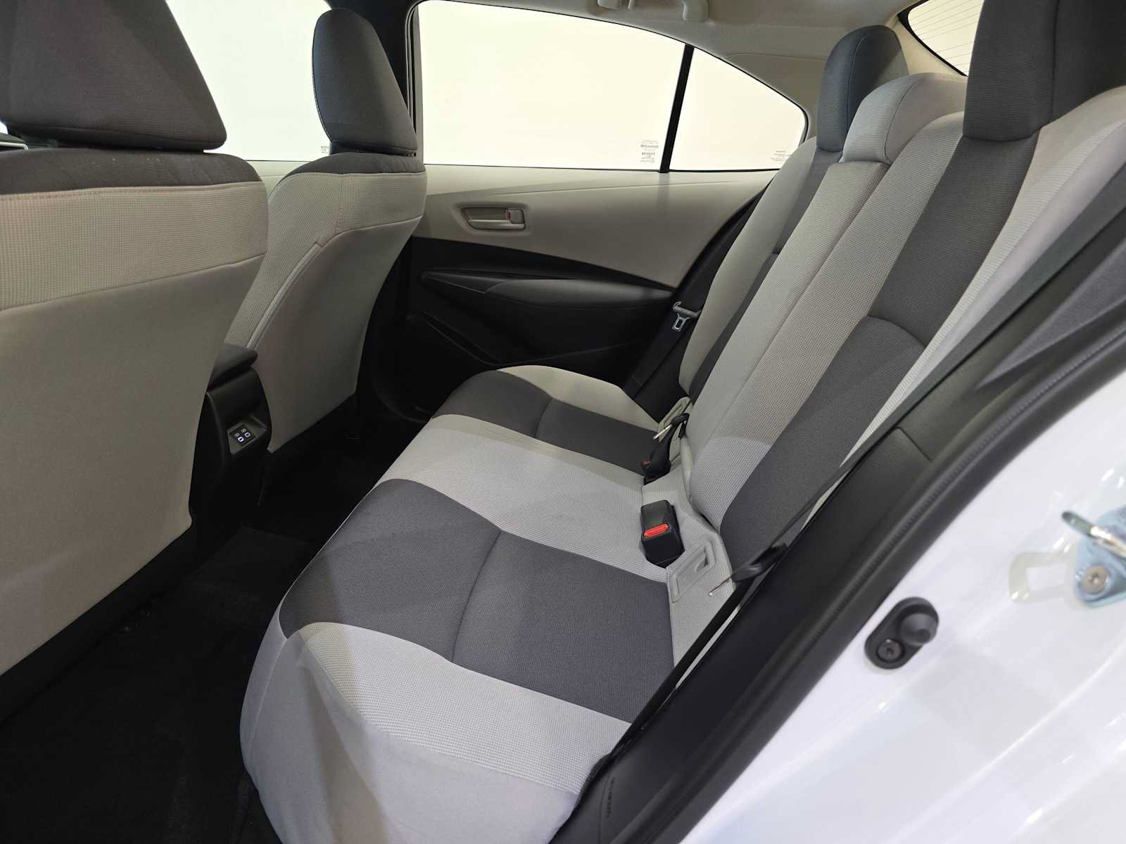 Certified 2025 Toyota Corolla LE w/ LE Premium Package FWD image 23