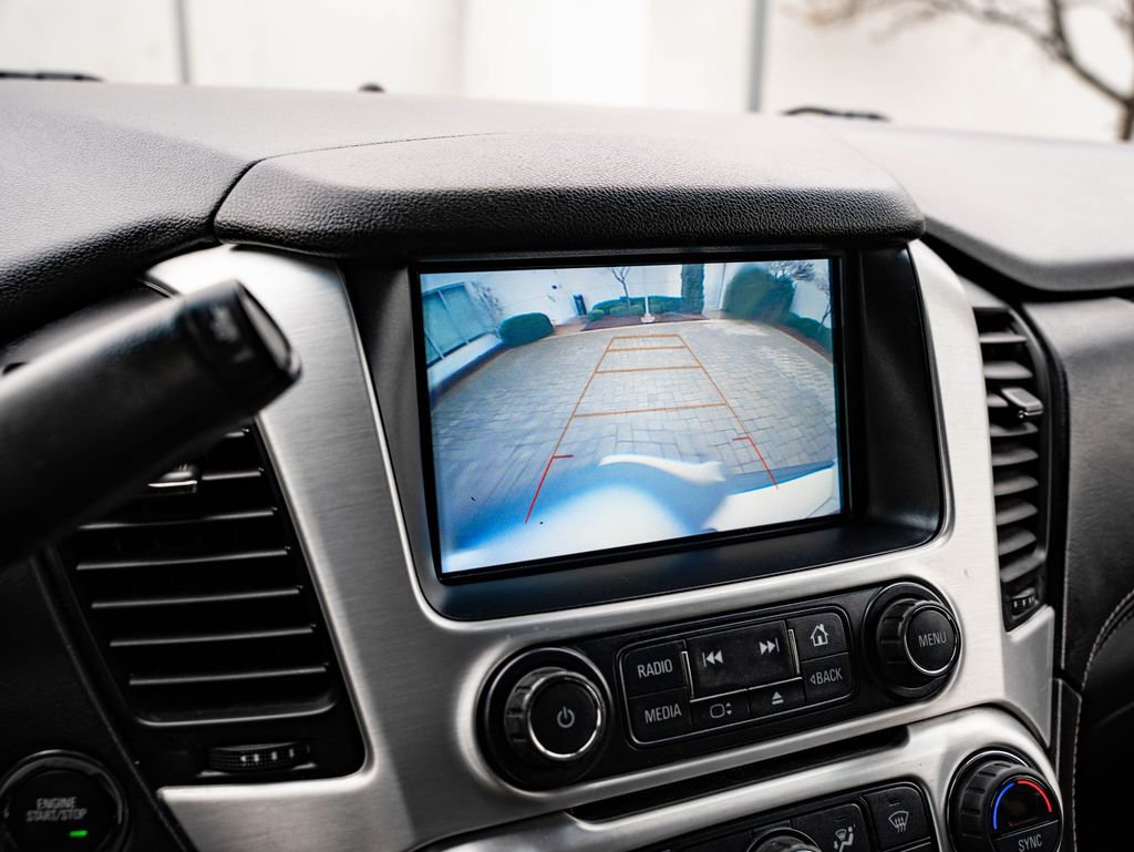 Used 2018 GMC Yukon SLT image 38