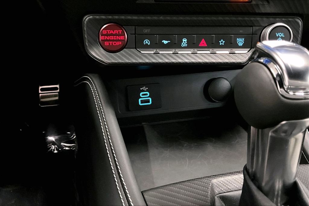 Used 2025 Ford Mustang GT Premium image 23