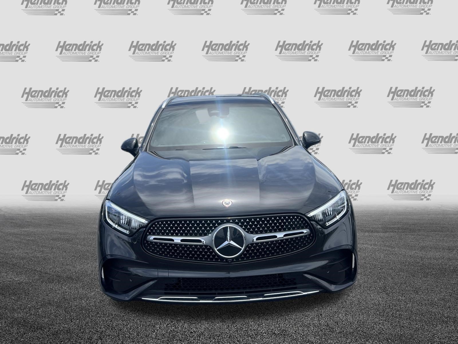 Certified 2025 Mercedes-Benz GLC 300 4MATIC image 3