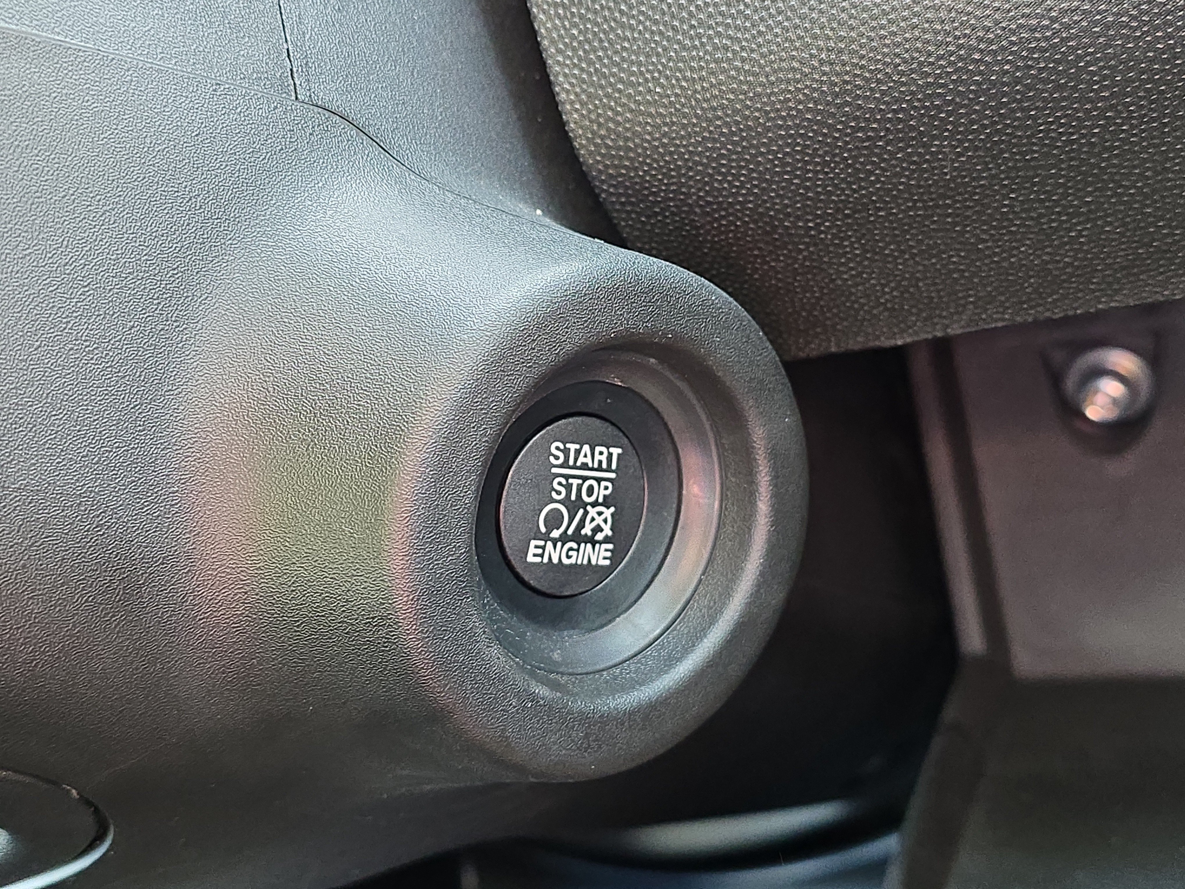 Used 2025 RAM ProMaster 2500 FWD image 17