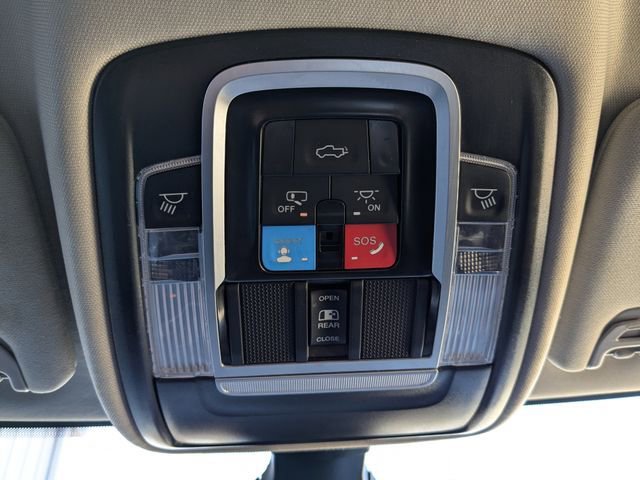 Used 2024 RAM 2500 Laramie AWD/4WD image 5