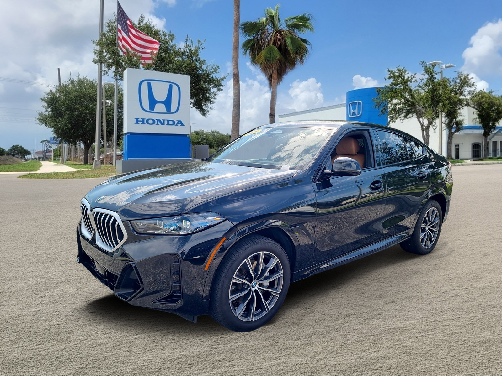 Used 2025 BMW X6 xDrive40i AWD/4WD image 4