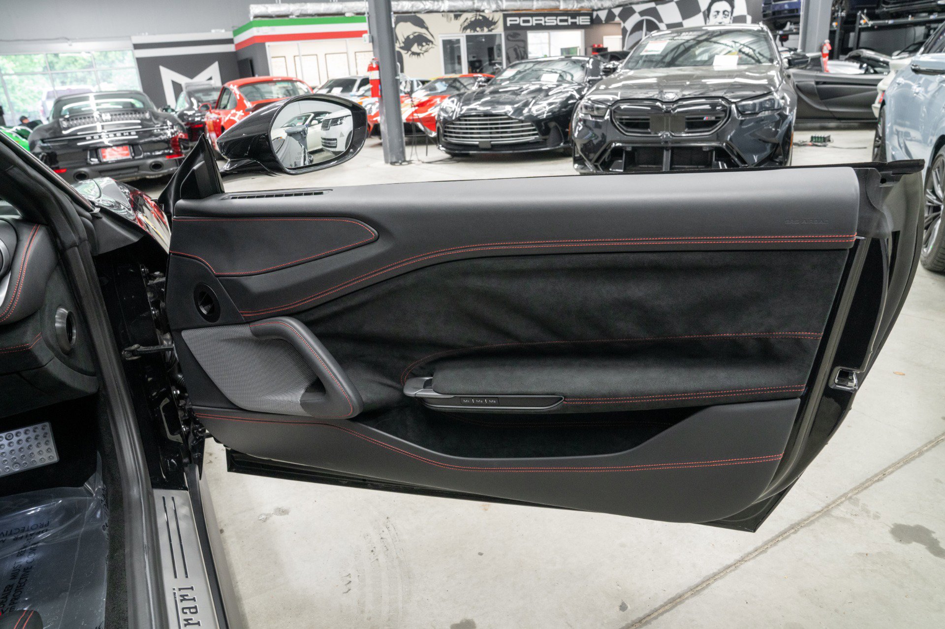 Used 2020 Ferrari GTC4Lusso T RWD image 39