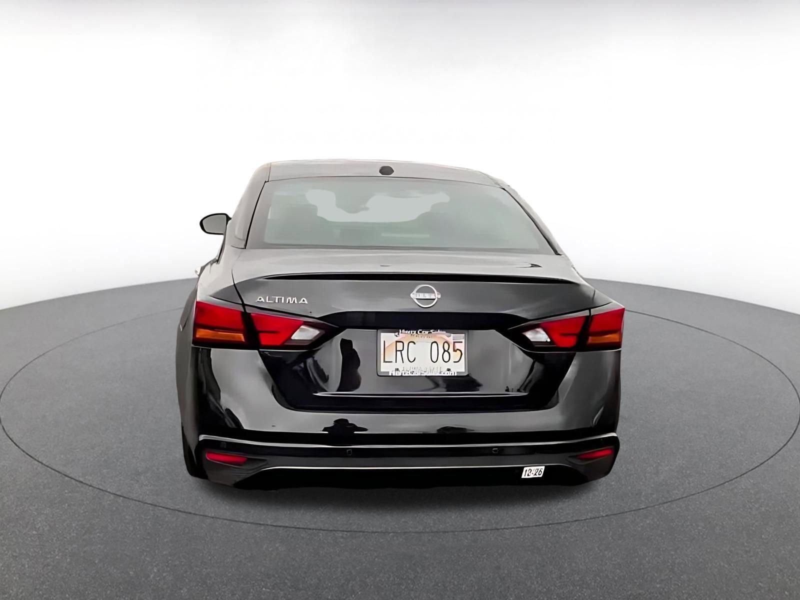 Used 2025 Nissan Altima 2.5 SV image 12