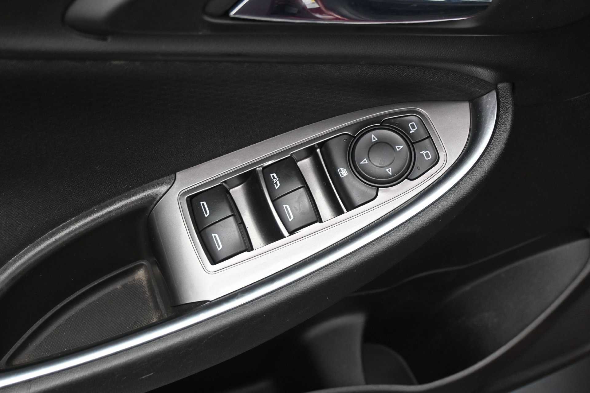 Used 2016 Chevrolet Malibu LT FWD image 20