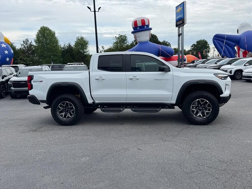 New 2026 Chevrolet Colorado ZR2 w/ Technology Package AWD/4WD image 2