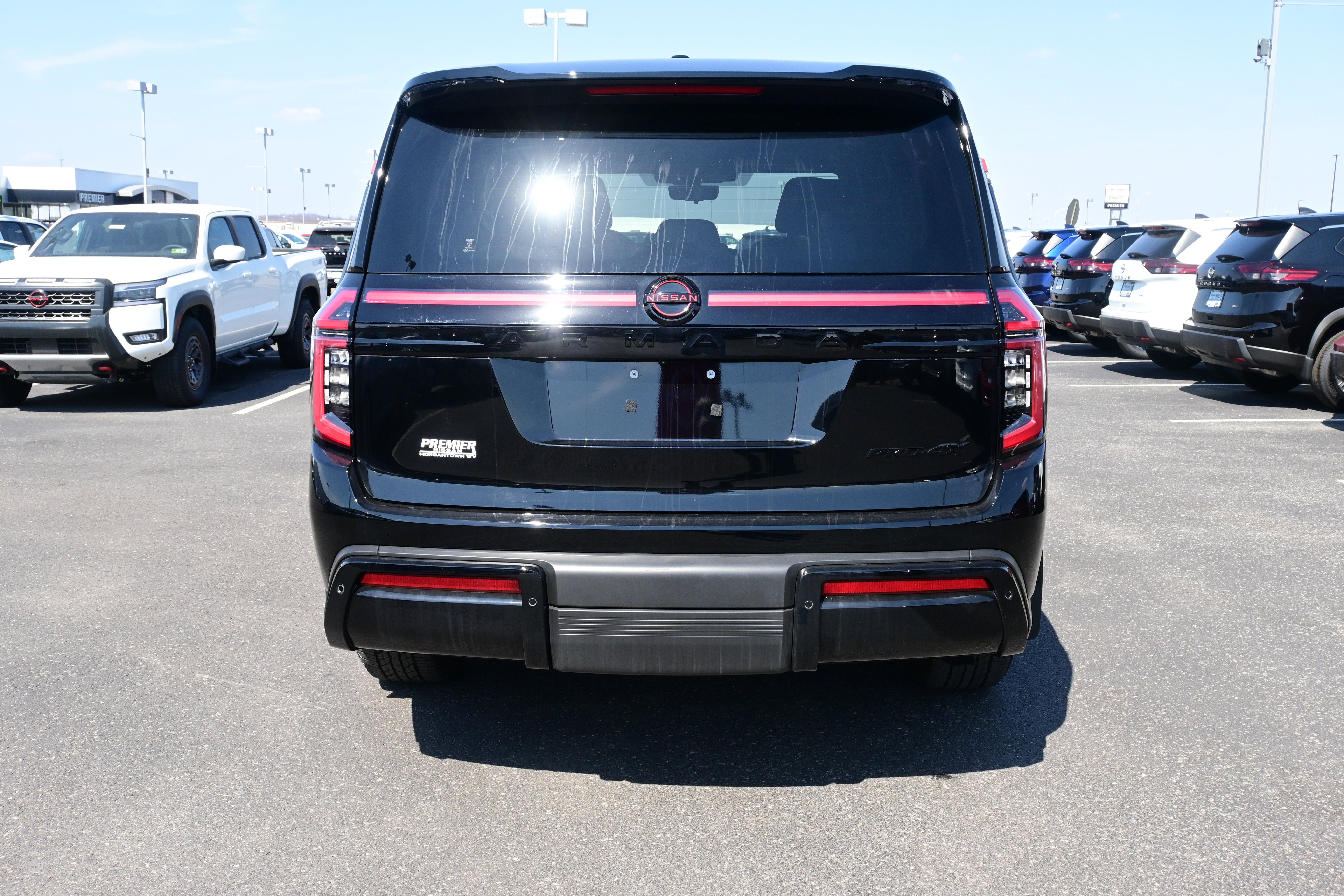 New 2025 Nissan Armada PRO-4X AWD/4WD image 7