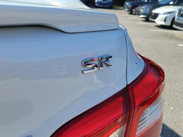 Used 2016 Nissan Sentra SR w/ SR Premium Package FWD image 9