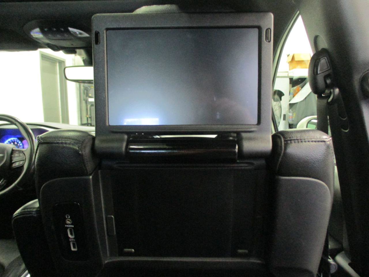 Used 2020 Chrysler Pacifica Touring-L Plus image 11