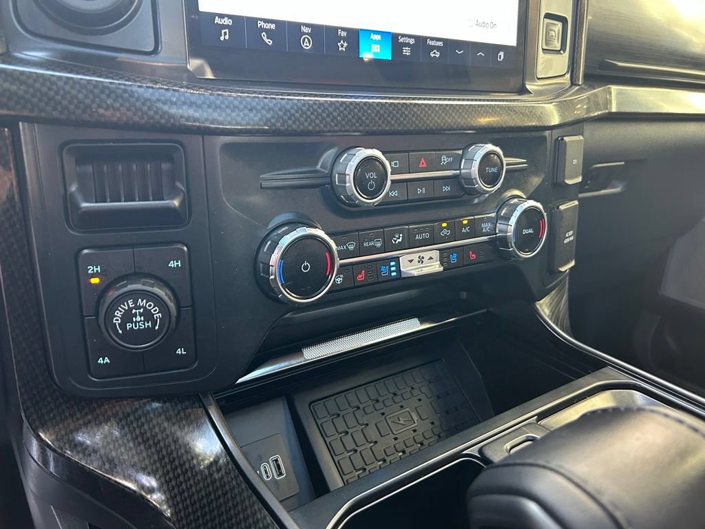 Used 2025 Ford F150 Lariat w/ Equipment Group 502A High AWD/4WD image 39