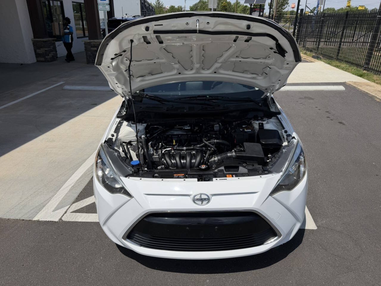 Used 2016 Scion iA FWD image 33