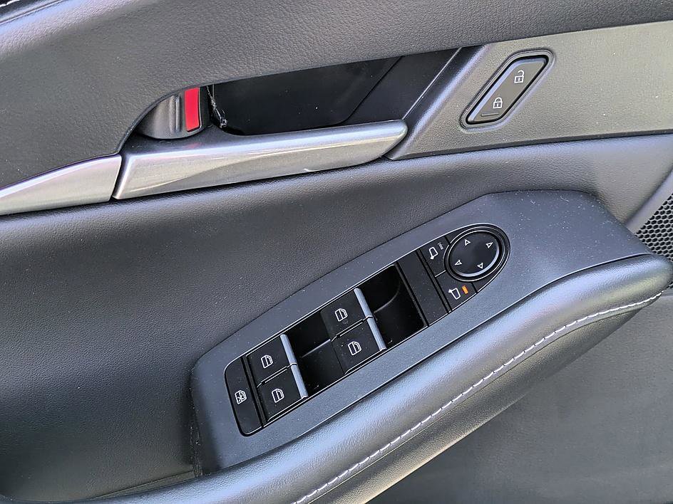 New 2026 MAZDA CX-30 Aire Edition image 12