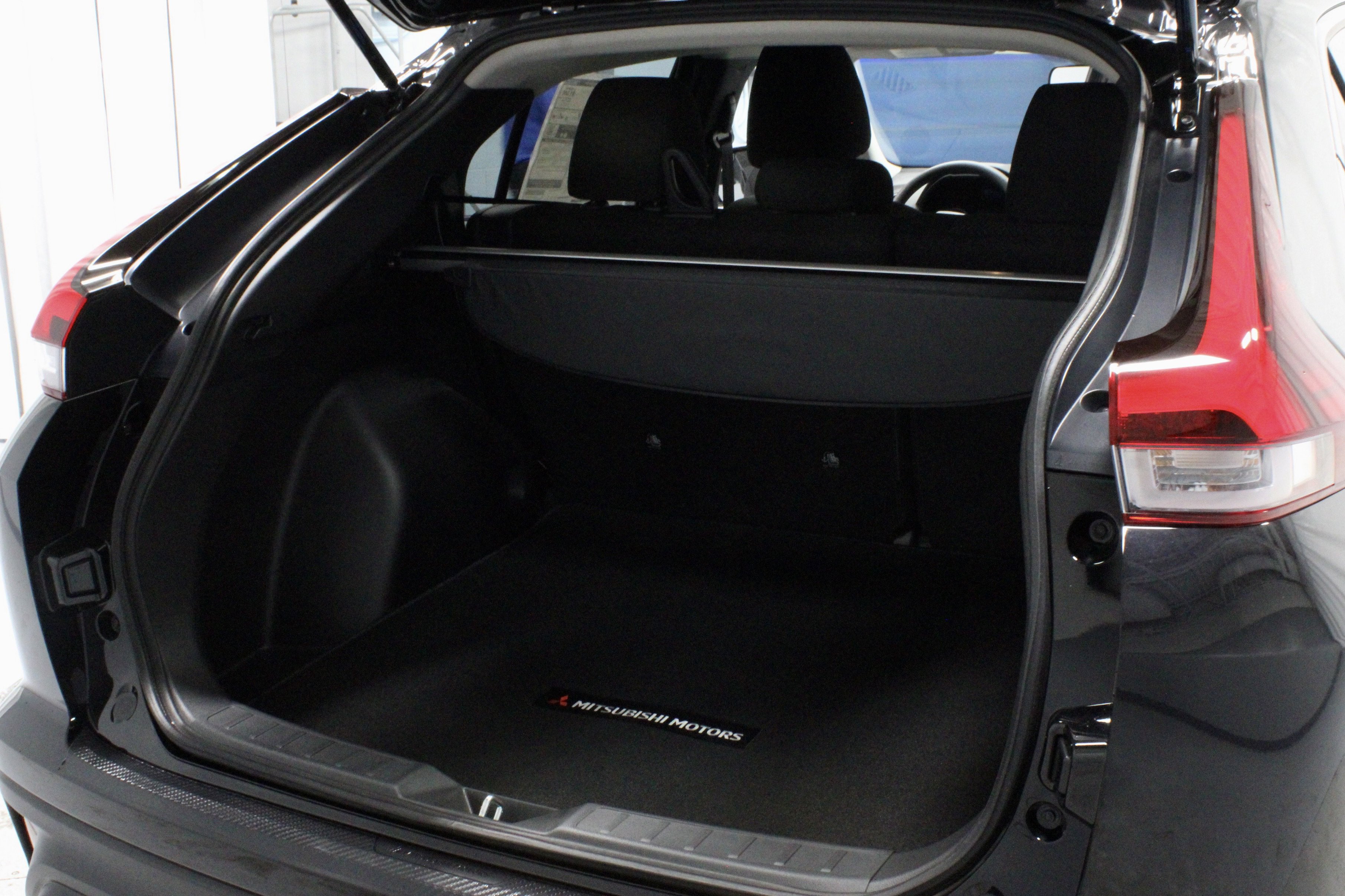 New 2026 Mitsubishi Eclipse Cross LE image 14