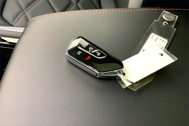 Used 2025 Volkswagen Atlas Peak Edition SE image 11