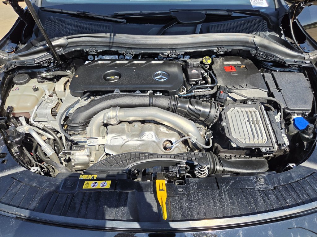 Used 2025 Mercedes-Benz GLA 250 image 30