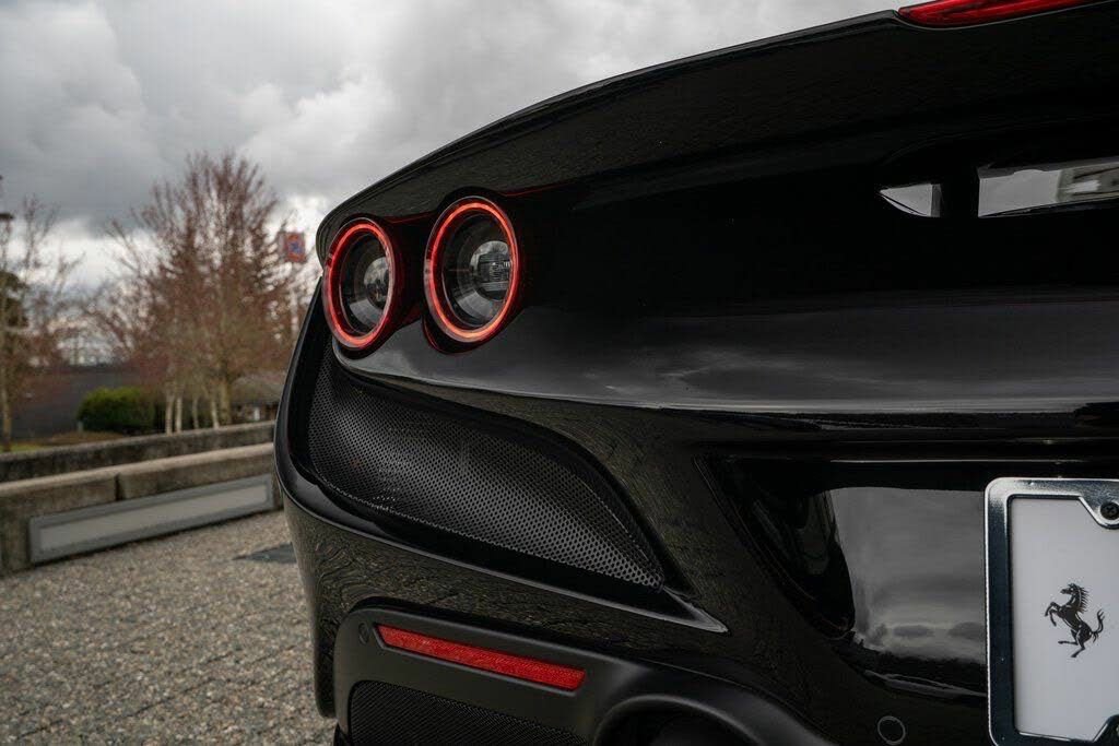 Used 2021 Ferrari F8 Tributo image 17