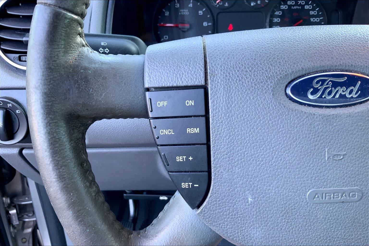 Used 2007 Ford Freestyle SEL FWD image 20
