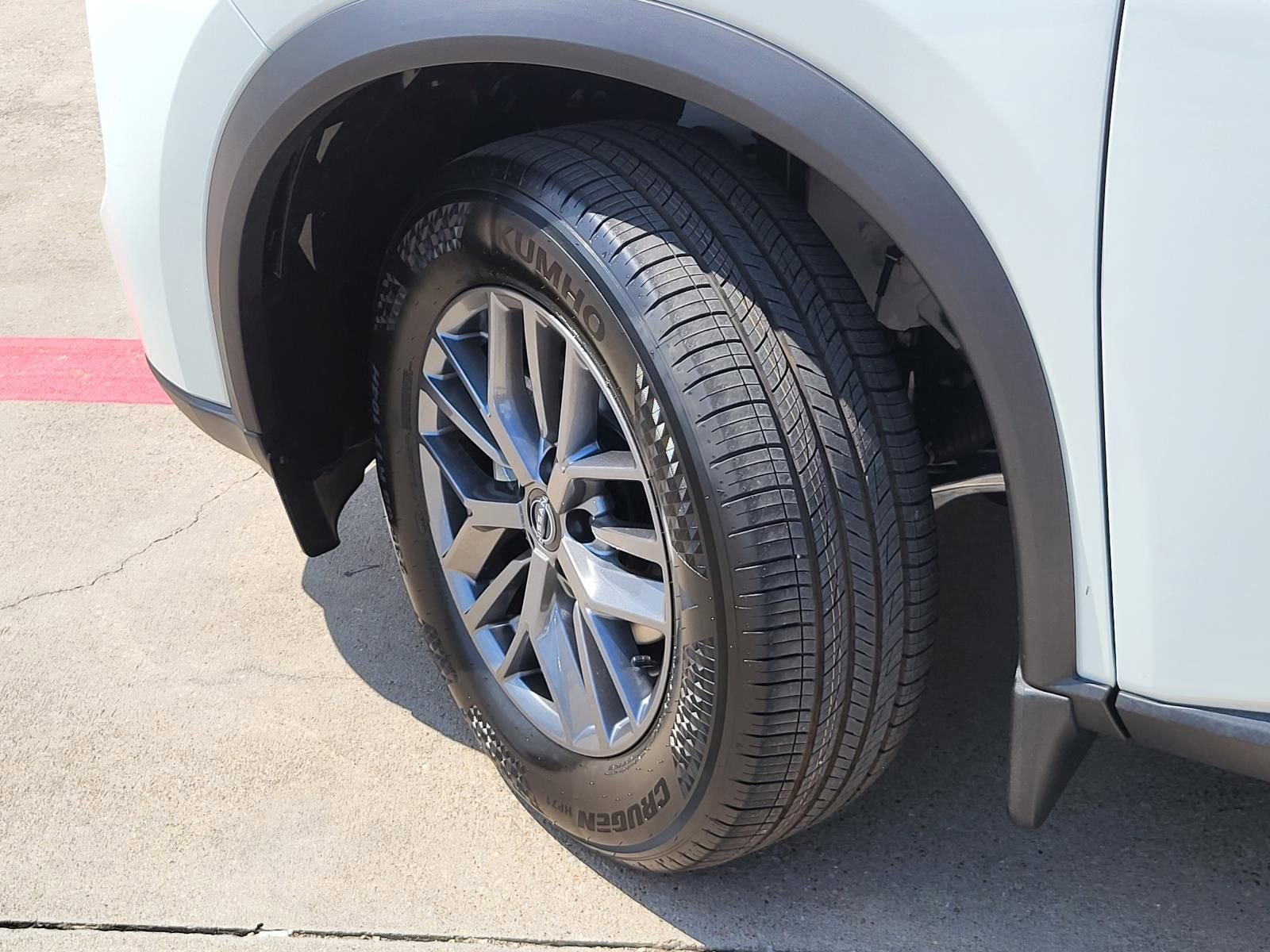 New 2026 Nissan Rogue S image 9