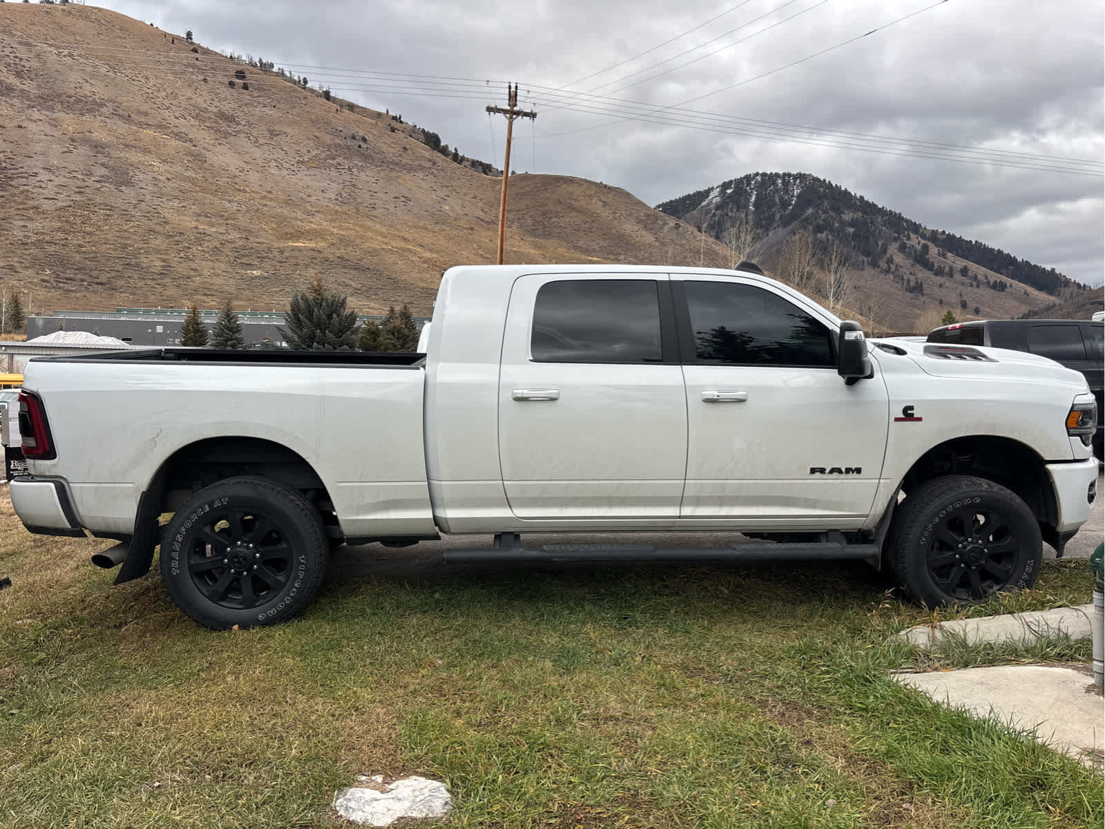 Used 2023 RAM 2500 Laramie w/ Night Edition image 9