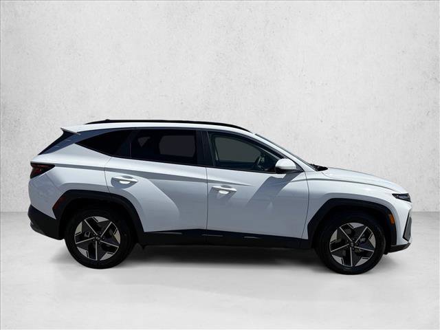 Used 2025 Hyundai Tucson SEL FWD image 4