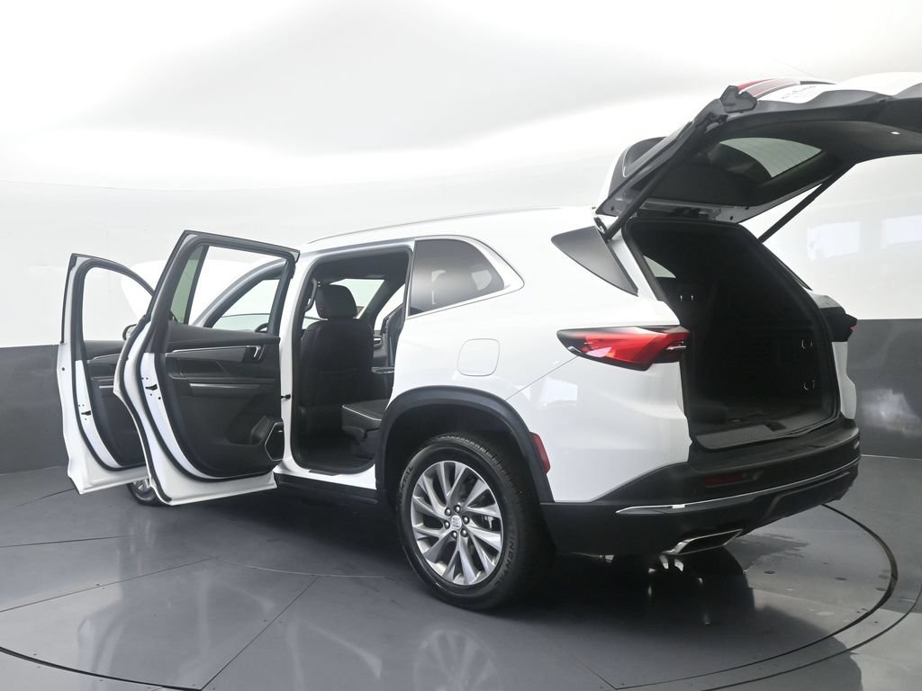 Used 2026 Buick Enclave Preferred w/ LPO, Floor Liner Package FWD image 81
