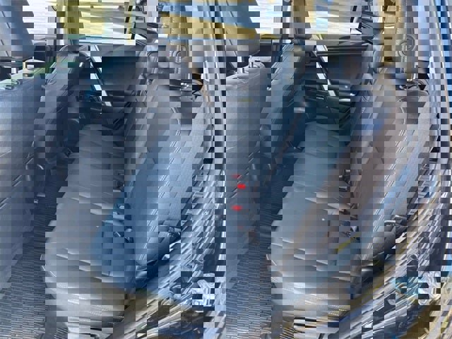 Used 2017 Toyota RAV4 Limited image 10