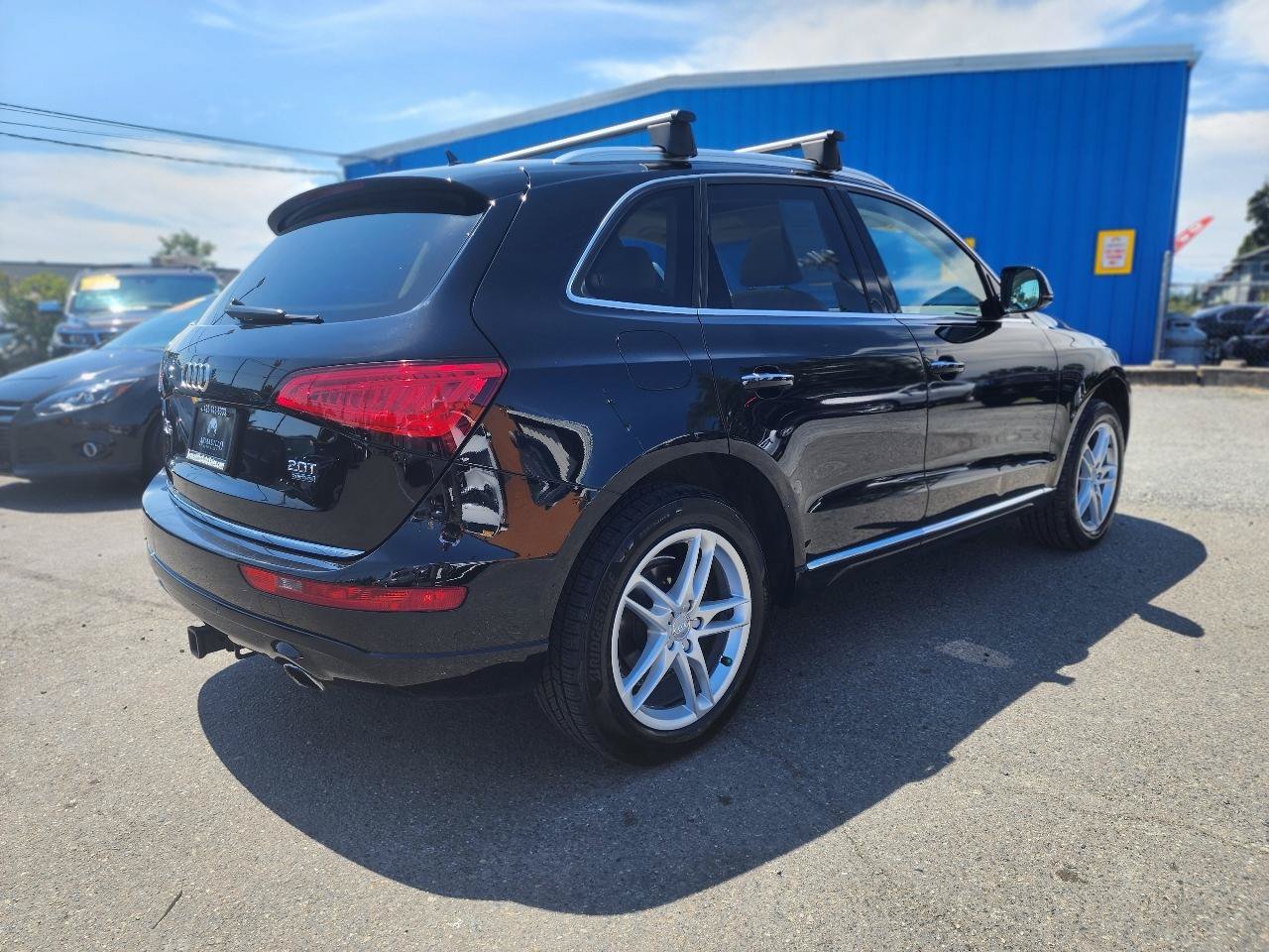 Used 2017 Audi Q5 2.0T Premium Plus w/ Technology Package AWD/4WD image 7