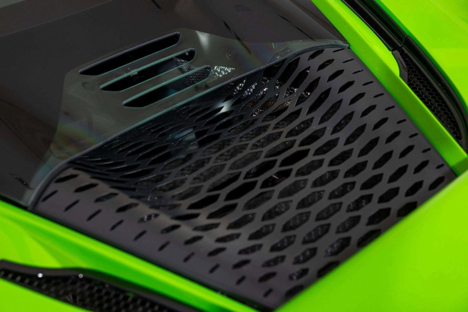 New 2026 McLaren 750S RWD image 34