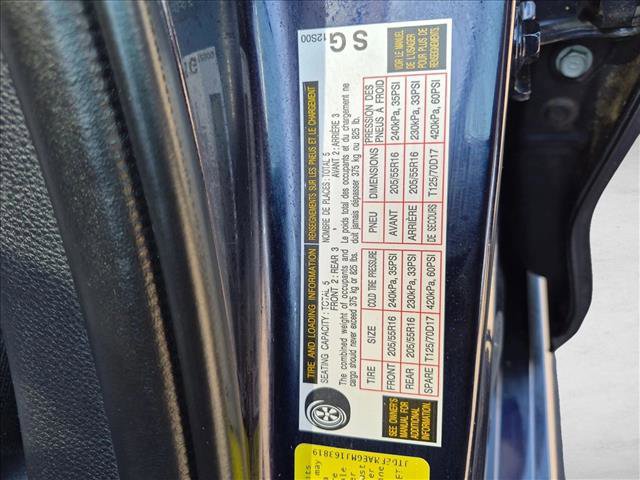Used 2021 Toyota Corolla LE FWD image 15