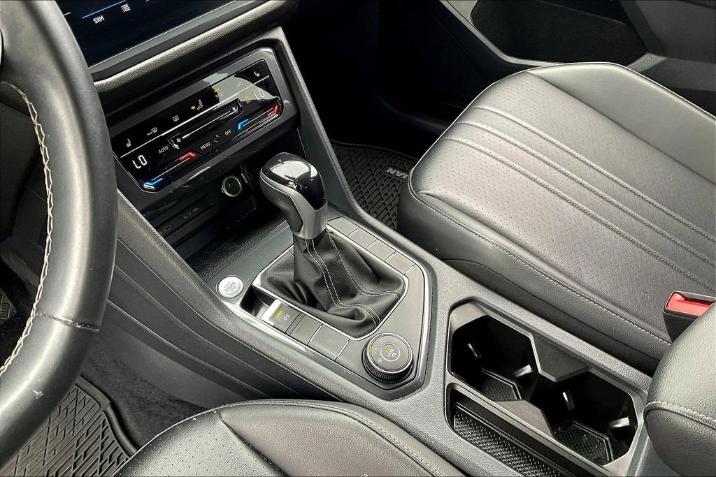 Used 2022 Volkswagen Tiguan SE image 46