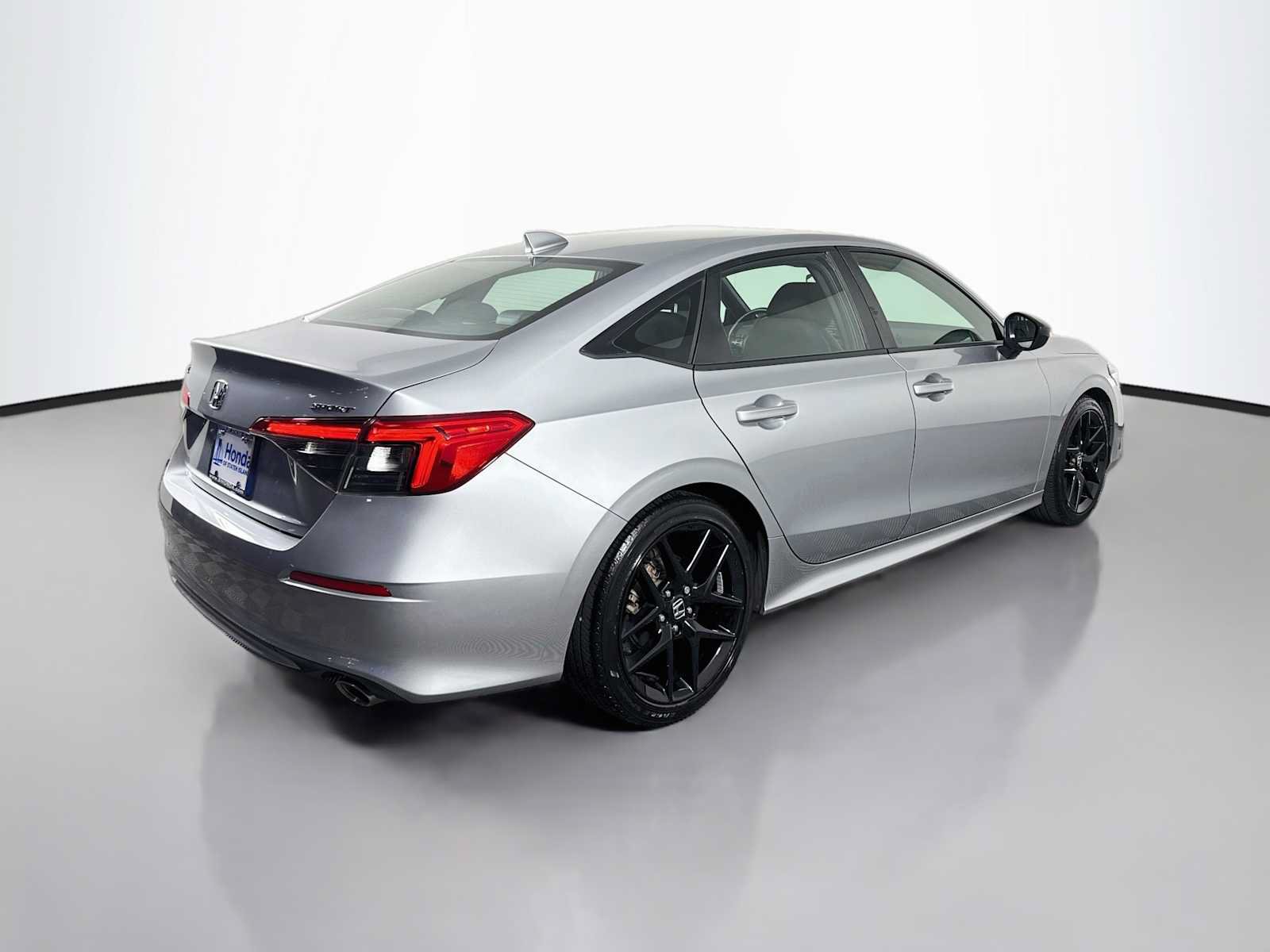 Used 2024 Honda Civic Sport image 7