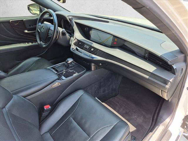 Used 2020 Lexus LS 500 w/ Accessory Package (Z2) RWD image 22