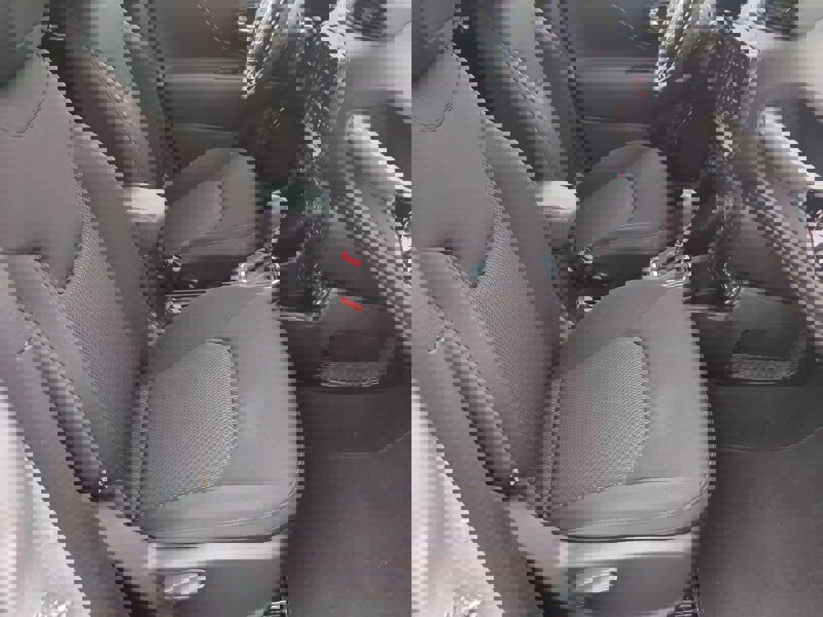 Used 2020 Jeep Renegade Altitude w/ UConnect 8.4 Nav Group image 22