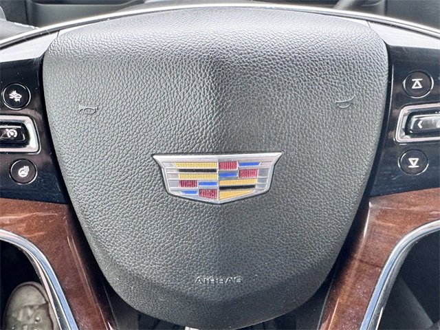 Used 2020 Cadillac Escalade Luxury image 18