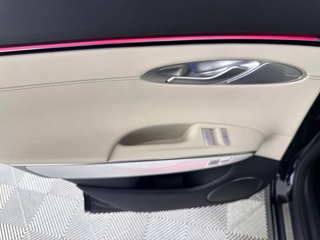 New 2027 Genesis GV70 2.5T Advanced AWD/4WD image 16