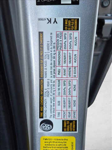 Certified 2025 Toyota Prius LE FWD image 23