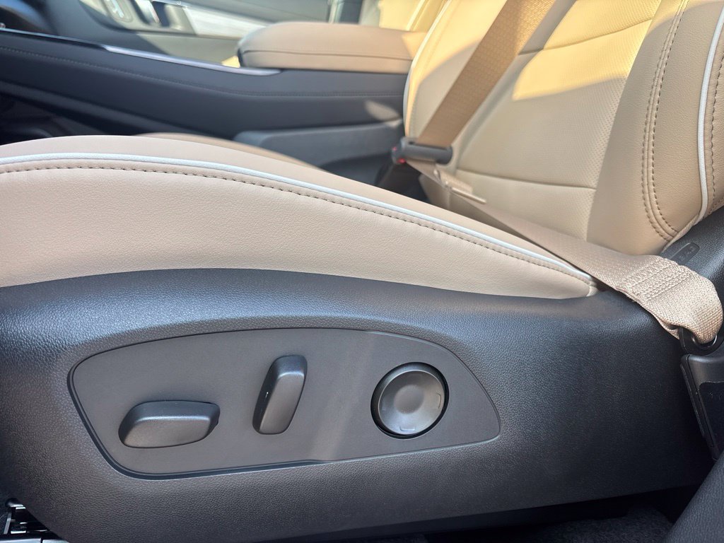New 2027 Buick Enclave Preferred FWD image 12