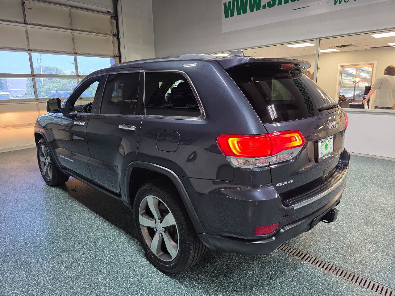 Used 2015 Jeep Grand Cherokee Limited AWD/4WD image 9