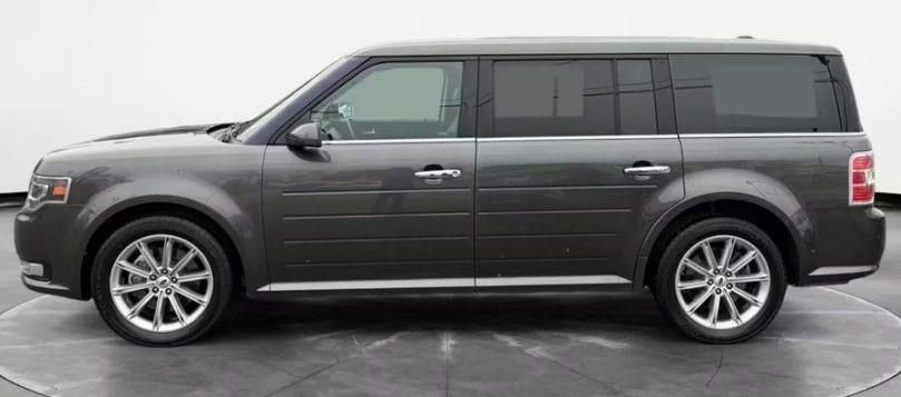 Used 2018 Ford Flex Limited w/ Class III Trailer Tow Package FWD image 5