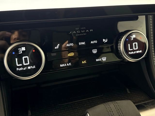 New 2026 Jaguar F-PACE R-Dynamic S image 36