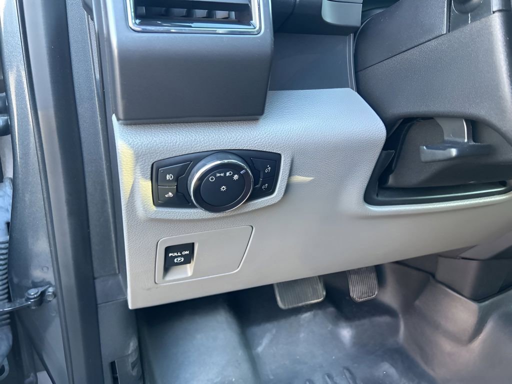 Used 2018 Ford F150 XLT image 25