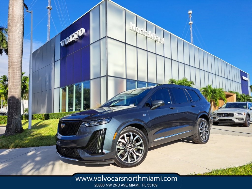 Used 2021 Cadillac XT6 Sport w/ Platinum Package