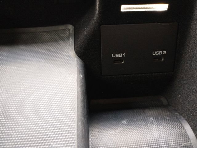 Used 2022 Porsche Cayenne GTS image 40