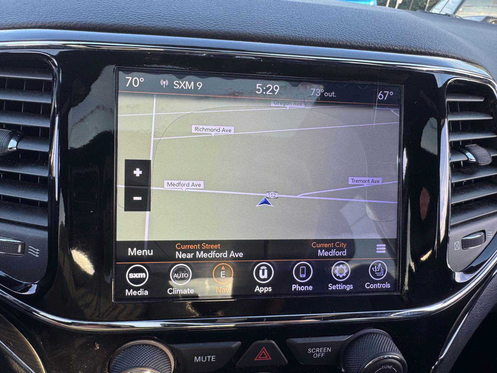Used 2020 Jeep Grand Cherokee Limited AWD/4WD image 30
