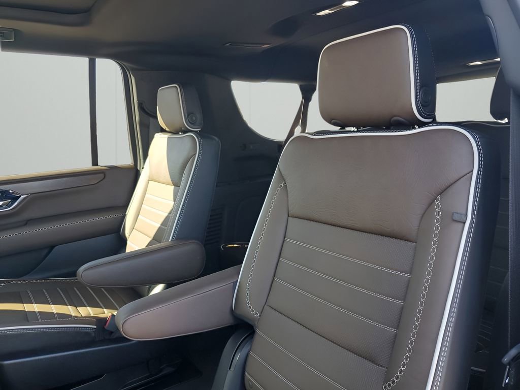 Used 2025 GMC Yukon XL Denali Ultimate image 19
